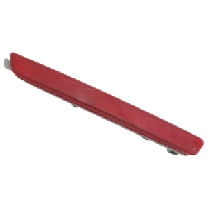 Right Rear Bumper Reflector for 2007-2013 Mazda 2 Sedan / CX-9 / CX-7 / 6 - Imagen 1 de 6