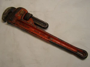 Qualität Hergestellt in den USA 14" RIDGID Rohrzange Elyria, Ohio gebraucht, aber funktioniert hervorragend - Bild 1 von 8