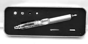 Laser-Level Tool Set With 2 Philip Head & 1 Flat Driver In Original Tin-TESTED - Picture 1 of 2
