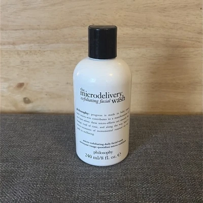 Lavado facial exfoliante The Microdelivery de Philosophy, lavado facial diario de 8 oz Foto 1 de 3