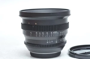 SLR Magic 18mm F2.8 Wide-Angle Cine Lens for Panasonic Olympus M4/3 MFT - Picture 1 of 3