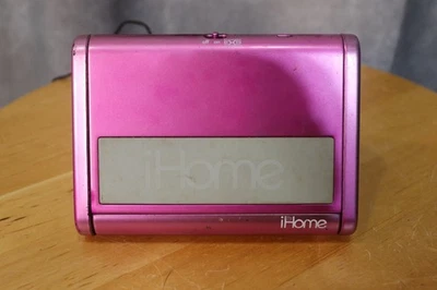 Sistema de Altavoces Portátil Estéreo Rosa iHOME iPhone, iPad Modelo iHM3P Sin Probar Foto 1 de 4