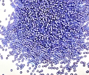 10gms Matsuno Quality size 15/0 Beads - Inside Colour 13-212 - Pink-Lined-Cobalt - Picture 1 of 6