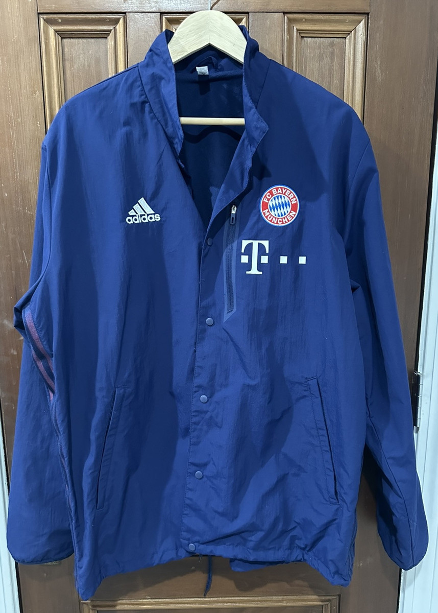 Bayern Munich Size XL International Club Soccer Fan Jackets Bayern Munich Size XL International Club Soccer Fan Jackets