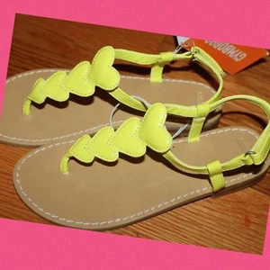 NWT Girls 1 Gymboree BRIGHT IDEAS/PLAY BY HEART Yellow HEART hard Soles SANDALS - Picture 1 of 2