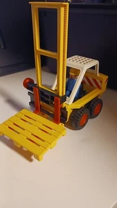 Playmobil Gabelstapler mit Fahrer - Bild 1 von 1
