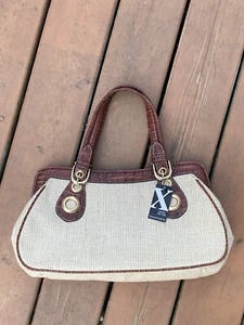 MAXX NY Straw Handbag - Picture 1 of 2