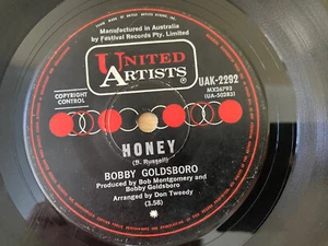 Bobby Goldsboro - Honey / Danny 1968 United Artist Country Pop Rock 7” Vinyl - Picture 1 of 4