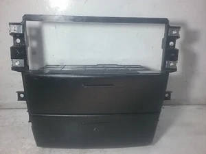 Cenicero compartimento almacenamiento tablero Kia Sorento 2003-2006 84550-3E000 (M133) - Imagen 1 de 6