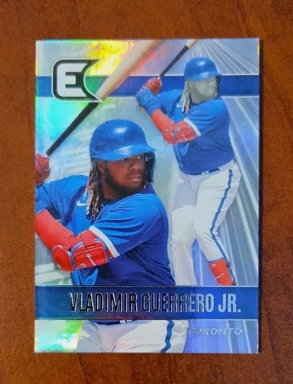 2022 Vladimir Guerrero Jr Panini Chronicles Essentials Refractor - Blue Jays #19 - Image 1 of 1