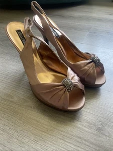 Rose Gold Heels - Picture 1 of 5