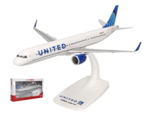 Modellino aereo di linea Herpa AIRBUS A321 NEO UNITED AIRLINES 1:200 modellismo - Foto 1 di 1