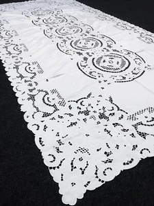 White 72x144" Embroidered Embroidery Polyester Tablecloth Napkin Wedding Party - Picture 1 of 6