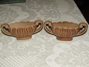 Pair of 2 Vintage Wade Urn Trophy Vase Brown Vases 16cm long Perfect Condition - Picture 1 of 9