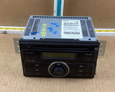 Nissan Versa 2007-2009 equipo de audio reproductor de CD receptor de radio 28185 EM32A OEM Foto 1 de 4