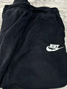 Nike Sweatpants Youth LARGE Black Fleece Joggers pants Embroidered Swoosh - Picture 1 of 7