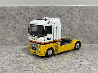 Universal Hobbies/Corgi - Renault Magnum AE500 Tractor Unit - 1:50 - Mint/New - Image 1 of 4