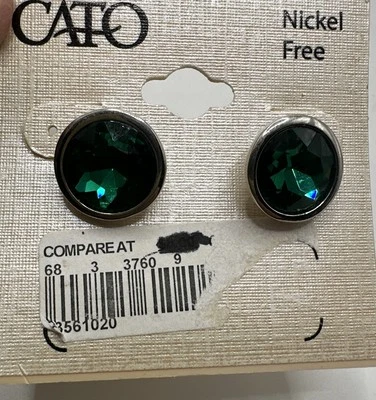 Pendientes perforados cato sin níquel verde esmeralda cristal piedra tono plata tachuelas Foto 1 de 4