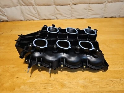 Espaciador Ford 2F2Z-9A589-AA - Cuerpo del acelerador 1999-2003 Ford Windstar Foto 1 de 4