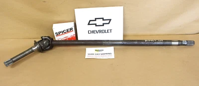 1976-1988 K5 K10 K20 28 estrías lado del conductor delantero eje 4x4 nuevo junta en U Foto 1 de 4