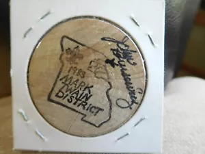 DW SCOUT BSA 1983 HOLZ NICKEL GREAT RIVERS AREA CNCL MARK TWAIN DIST SIGNIERT MO - Bild 1 von 4