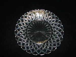 Vintage Anchor Hocking Waffle Pattern Dessert or  Bread and Butter Plate - Picture 1 of 2