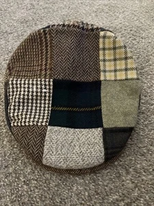 Hanna Mützen Flatcap Gr. M kariert Patch reine Schurwolle Made in Ireland Zeitungsjunge - Bild 1 von 3