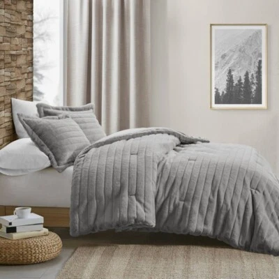 MADISON PARK Eve Faux Fur 3.-pc Lightweight FULL/QUEEEN Comforter Set - Image 1 of 4