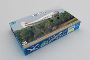 Trumpeter 05813 1/48 DC-3 CNAC - Picture 1 of 1