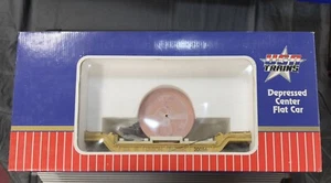 Union Pacific Depressed Flat Car G Scale USA Trains R-17310 - Picture 1 of 2