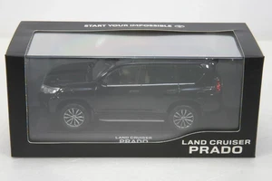 Toyota 1:30 Land Cruiser Prado Nero Mica Colore Campione Rivenditore ver. prado-2023-bk - Foto 1 di 1