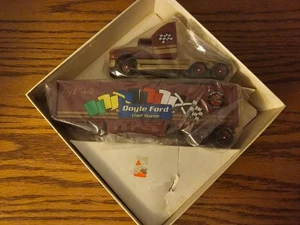 Winross Doyle Ford Semi Tractor Trailer 1:64 Diecast NASCAR Winston Cup - Bild 1 von 1