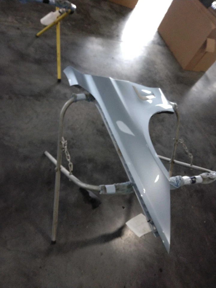 BMW 428i 2015 guardabarros izquierdo azul 114693 78 k millas usado pieza OEM Foto 1 de 2