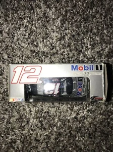 MOBILE 1 RYAN NEWMAN #12 SCALA 1:64 replica pressofusa auto stock - Foto 1 di 5