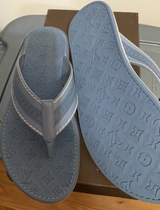 louis vuitton flip flops mens price