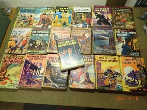 19 VINTAGE HARDY BOYS HARDCOVER BOOKS 1920'S 30'S 40'S W/ DUST COVERS - Picture 1 of 24