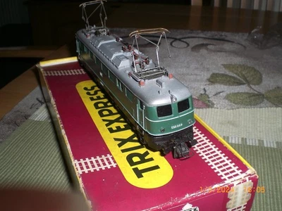TRIX EXPRESS E50 2-motorig(10) - Bild 1 von 4