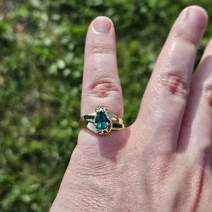 10K Yellow Gold Diamond Lab Created Emerald Bypass Cocktail Ring Size 5.5 - Picture 1 of 18
