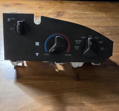05-14 Ford E350 Econoline Climate Control Switch Heater AC Temperature Used - Image 1 of 4