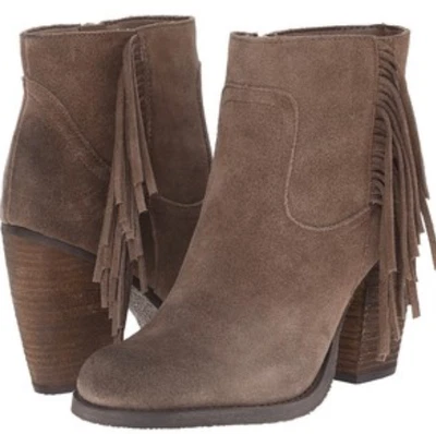 NIB $120 Sbicca Marimba TAUPE Fringe SUEDE Ankle Booties Boots Women's 7 M - Image 1 of 4