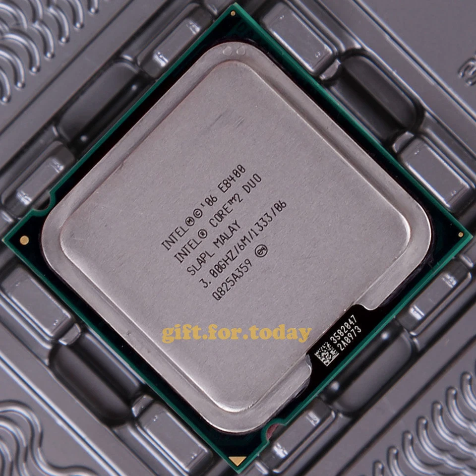Original Intel Core 2 Duo E8400 SLB9J SLAPL 3.0GHz Dual Core Processor CPU - Image 1 of 1
