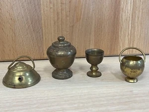 Lot pf 4 Vintage Brass Doll House Vase Urn Tea Kettle Wine Goblet - Bild 1 von 9