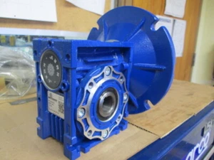 Motovario Model NMRV-040 19mm 48 M2 Nm Max Worm Gear Reduction Unit New - Picture 1 of 8