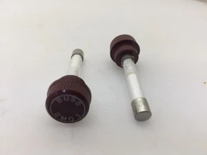 (3 pcs) GMQ-3 Bussmann, 3A 300vac, Time Delay, Glass Fuse and Knob Combo - Picture 1 of 1