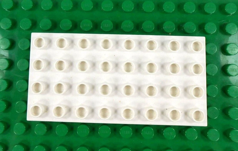 Lego Duplo Baseplate 4x8 flat (1) white - Image 1 of 2