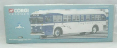 Corgi Classics 54202 GM 4515 US Bus - Northwest Greyhound Lines - Tissue Wrapped - Image 1 of 4
