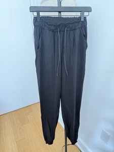 Lululemon Pant - Picture 1 of 2