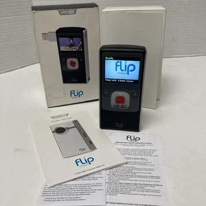 Videocamera Cisco Flip Ultra U1120B 4 GB 2 ore U260B nero argento - Foto 1 di 9