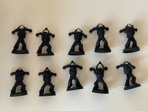 Chaos Space Marine Legionaries Squad no Arms | Warhammer 40k OOP Chaos Marines - Picture 1 of 2