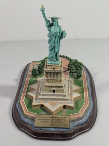 Danbury Mint Commemorative Statue of Liberty Figurine Lights Up w Original Box - Picture 1 of 13
